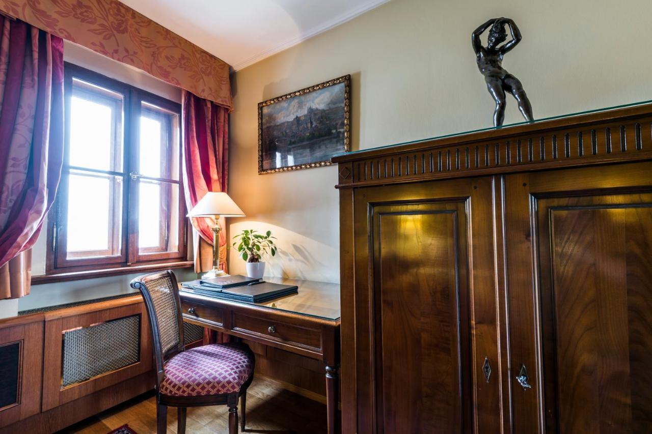 Golden Well Hotel Prague Luaran gambar