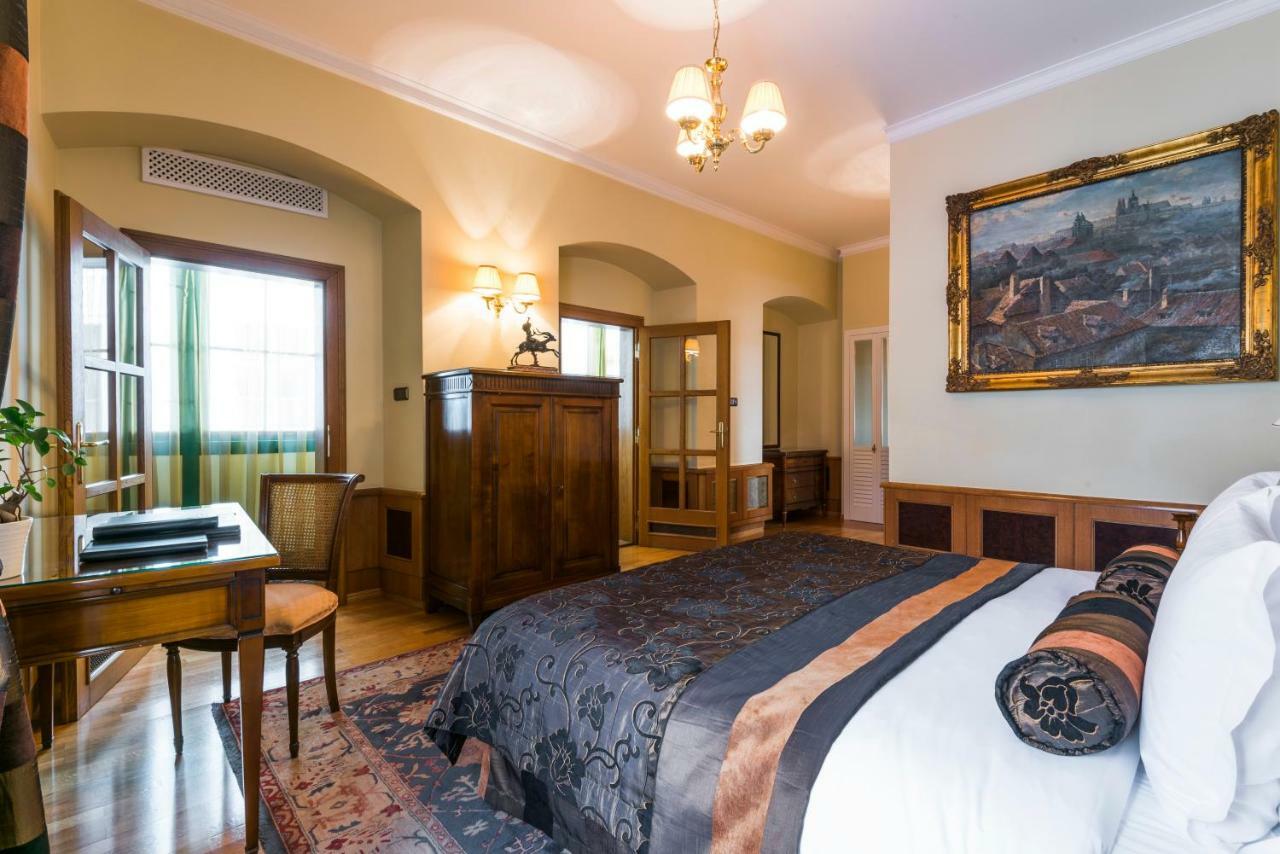 Golden Well Hotel Prague Luaran gambar
